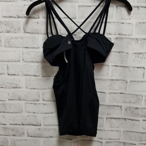 Lululemon top   - Picture 2 of 3